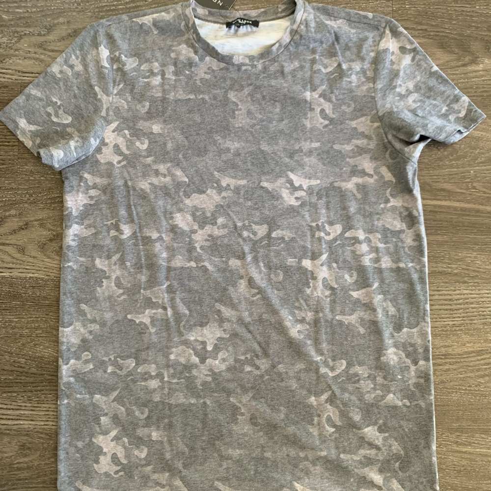 NEW LOOK faded vintage camo tall longline tshirt L